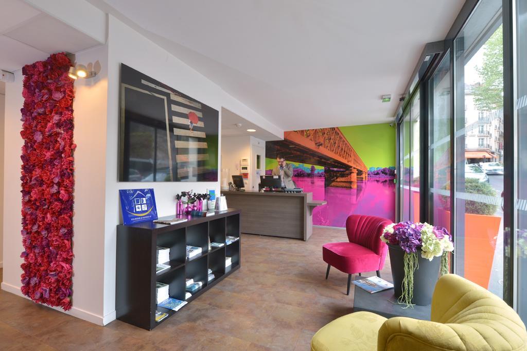 Hotel Demain & Conciergerie 2*
